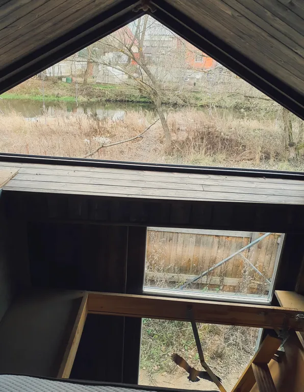 Барнхаус для отдыха у леса и реки