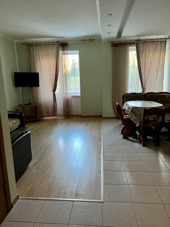 Квартира-студия с видом на горы