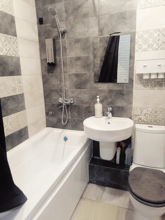 Уютная студия с видом на Ангару