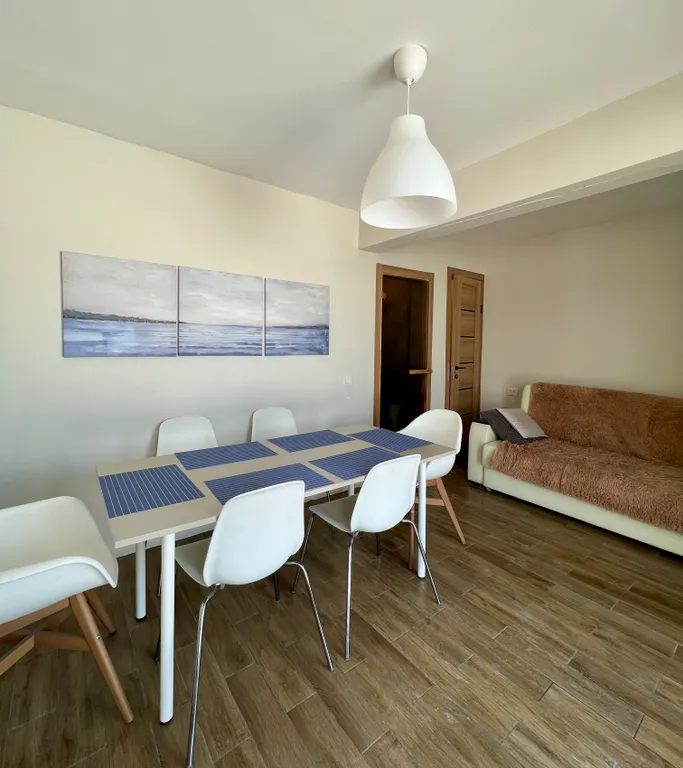 Дом с видом на озеро около горнолыжного комплекса