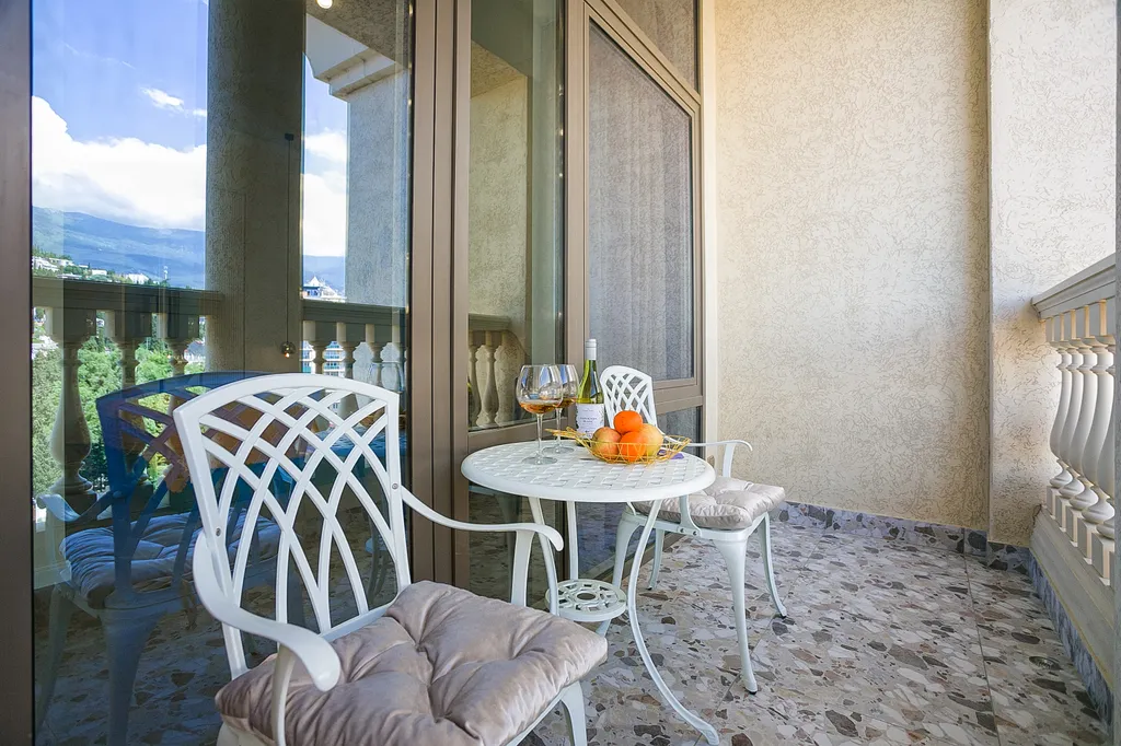 Видовая квартира в центре рядом с лучшим пляжем города