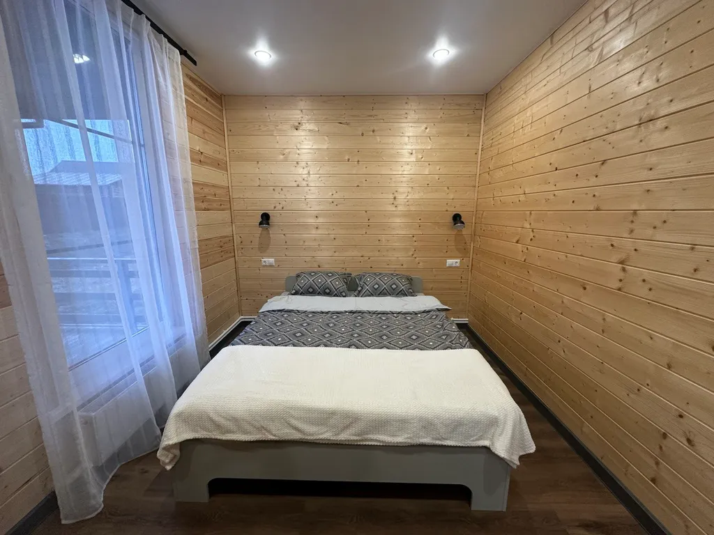 Дом для уединения на берегу Волги