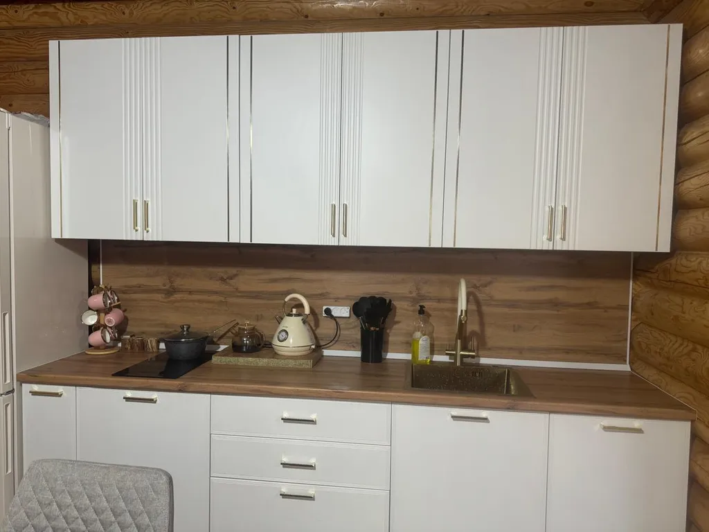 Дом из брусьев с сауной и с видом на море