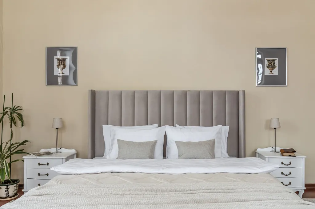 Квартира 4-комнатная квартира в центре с собственной парковкой — Москва