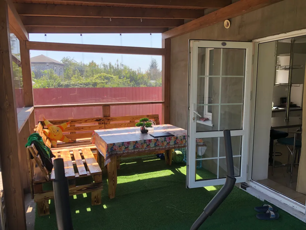 Дом в черте города в тихом дачном обществе