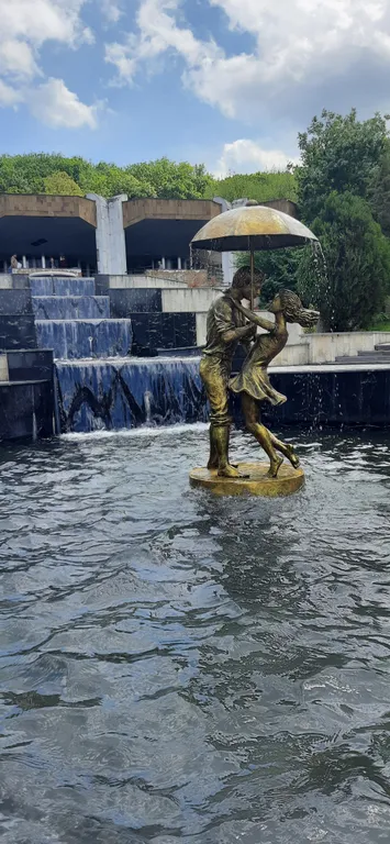 Уютная квартира-студия в тихом районе, рядом бювет с минеральной водой