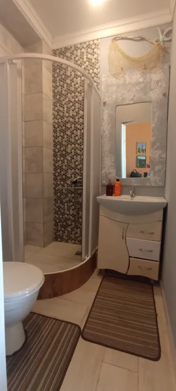 Комната возле моря