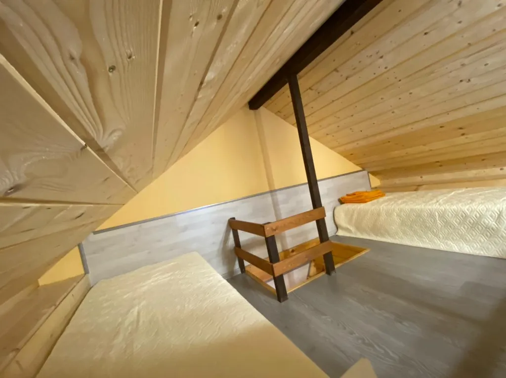 Коттедж 1-комнатный Дом — Кучугуры