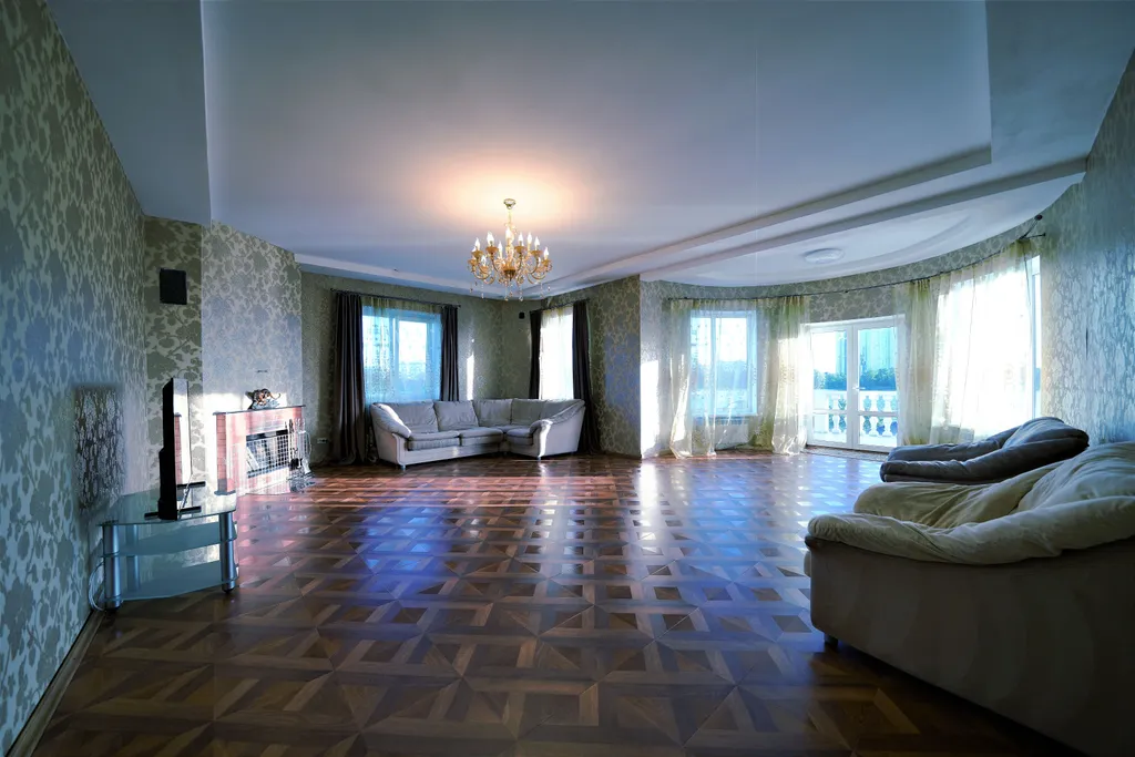 Коттедж на собственном берегу Невы