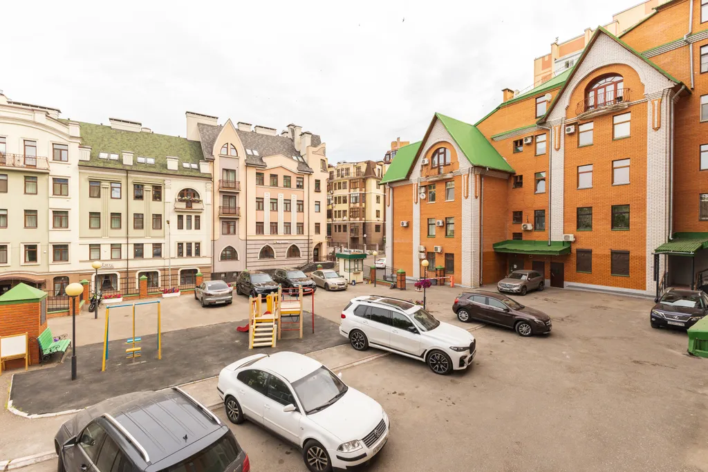 Квартира 3-комнатная Квартира — Казань