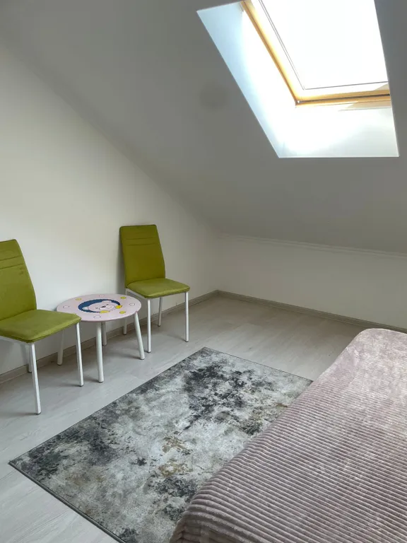 4-комнатный Дом