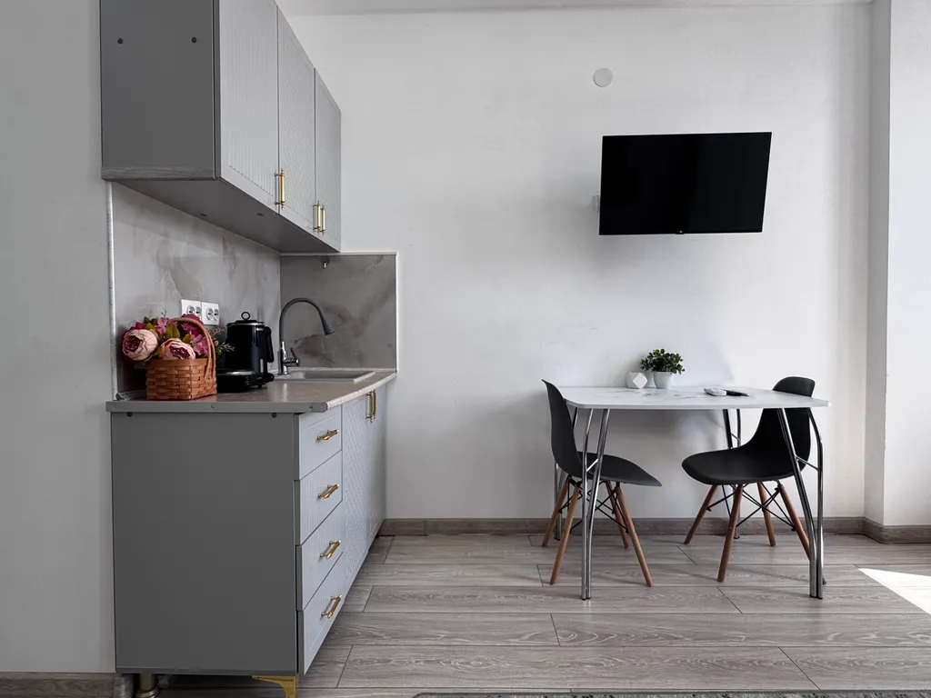 Просторная и уютная студия у моря