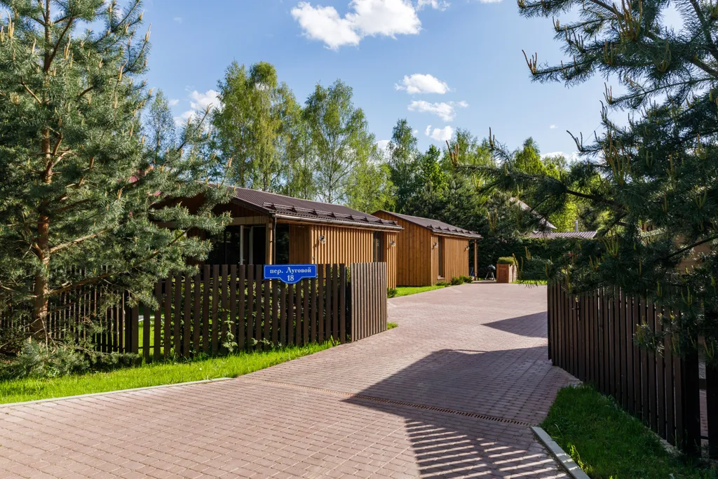 Уютный коттедж для двоих у реки в центре