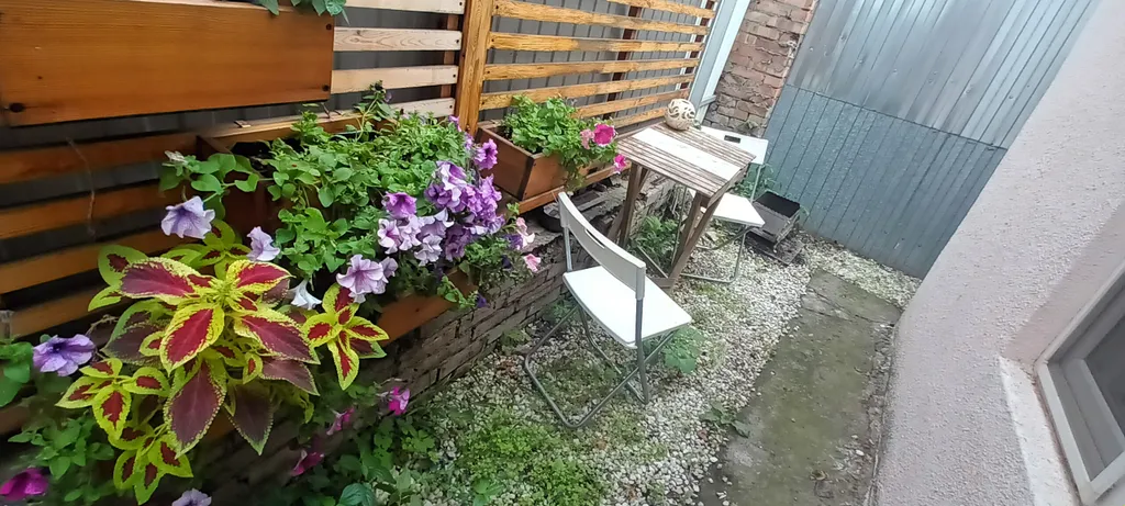 Дом с барбекю зоной