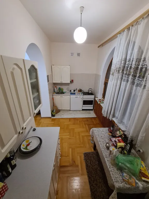 Большой уютный загородный дом с садом