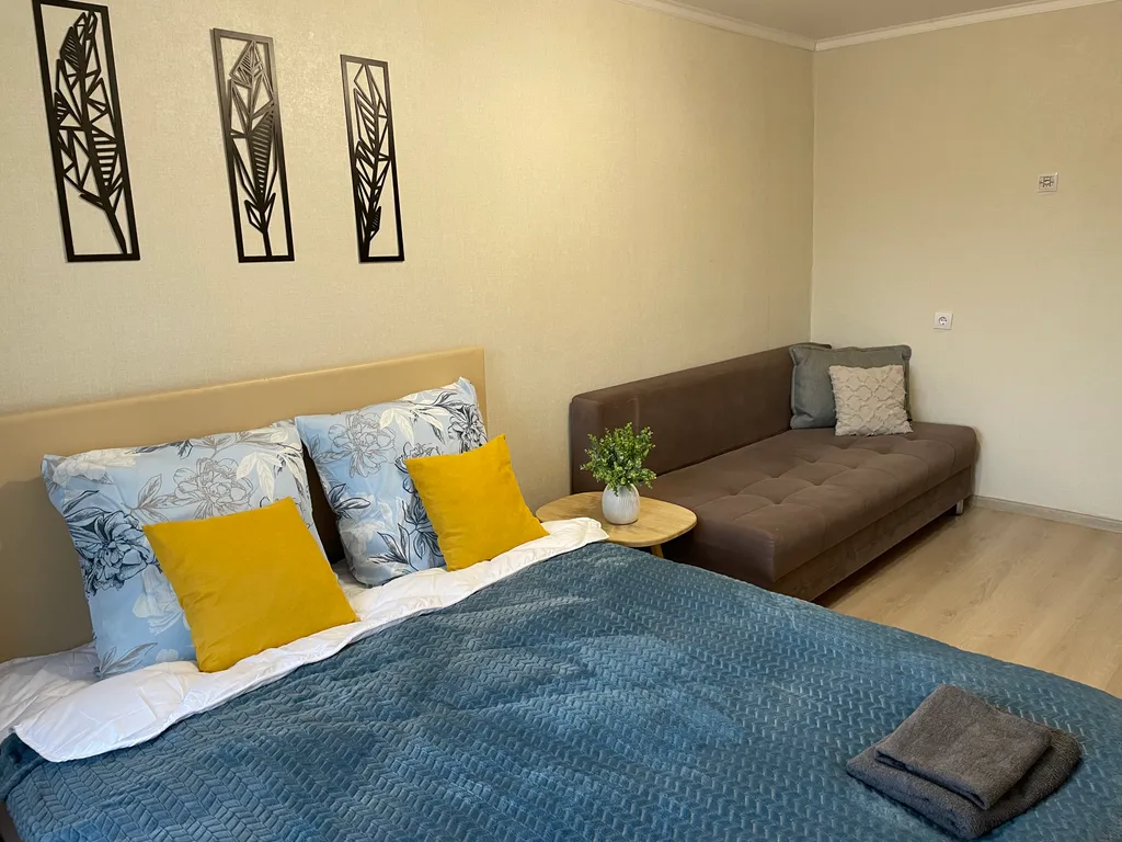 Тёплая уютная квартира — аренда посуточно в Альметьевск