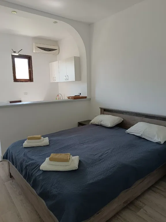 Квартира Комната — Новоотрадное