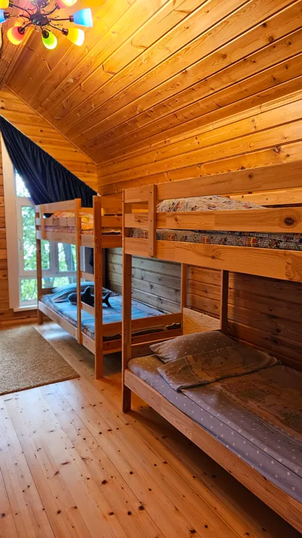 Семейный дом на берегу реки Волга с шикарными видом и пляжем