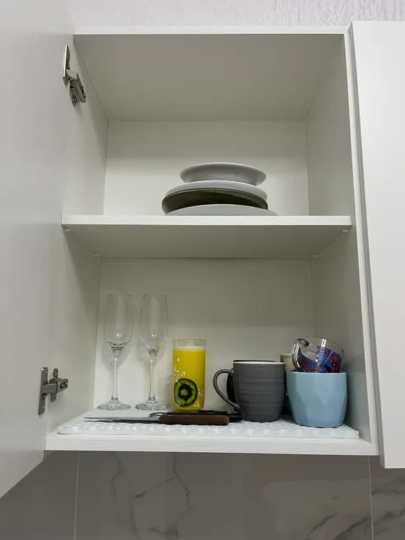 Светлая и уютная квартира с высокими потолками