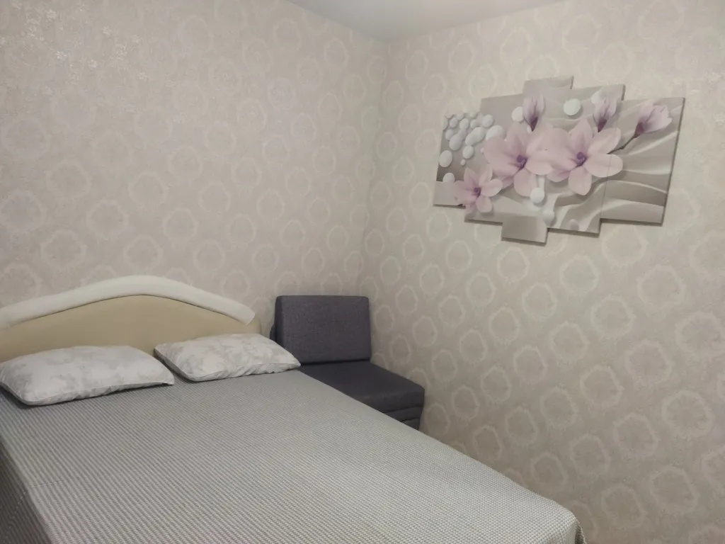 1-комнатная квартира с панорамными окнами в новом ЖК Галактика — аренда посуточно в Воронеж