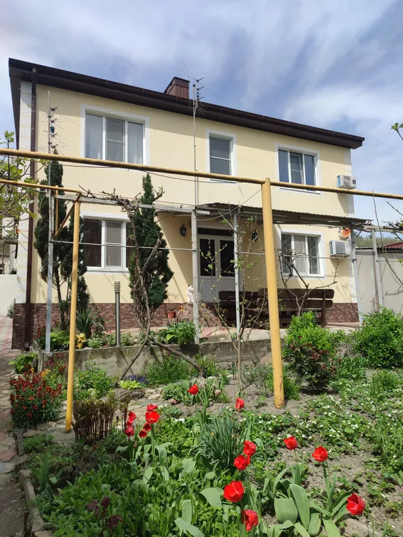 Коттедж Комфортный дом на берегу моря — Геленджик