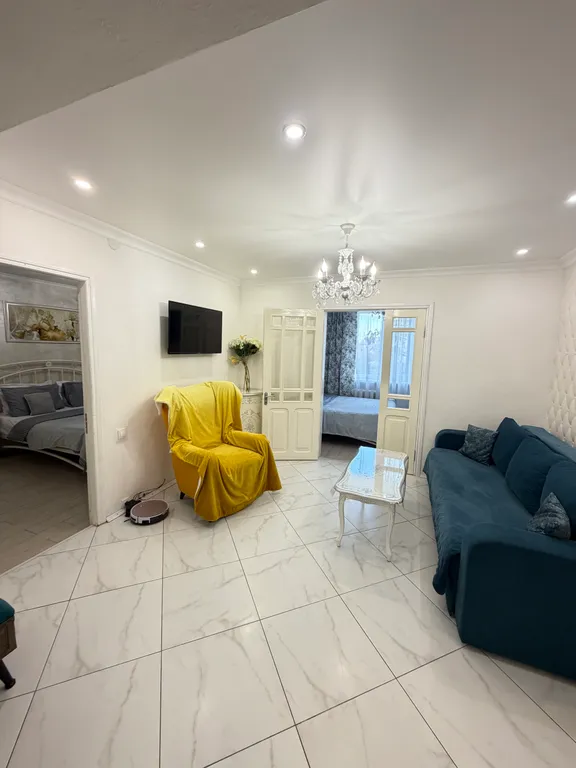 Двухкомнатная квартира в районе жд вокзала