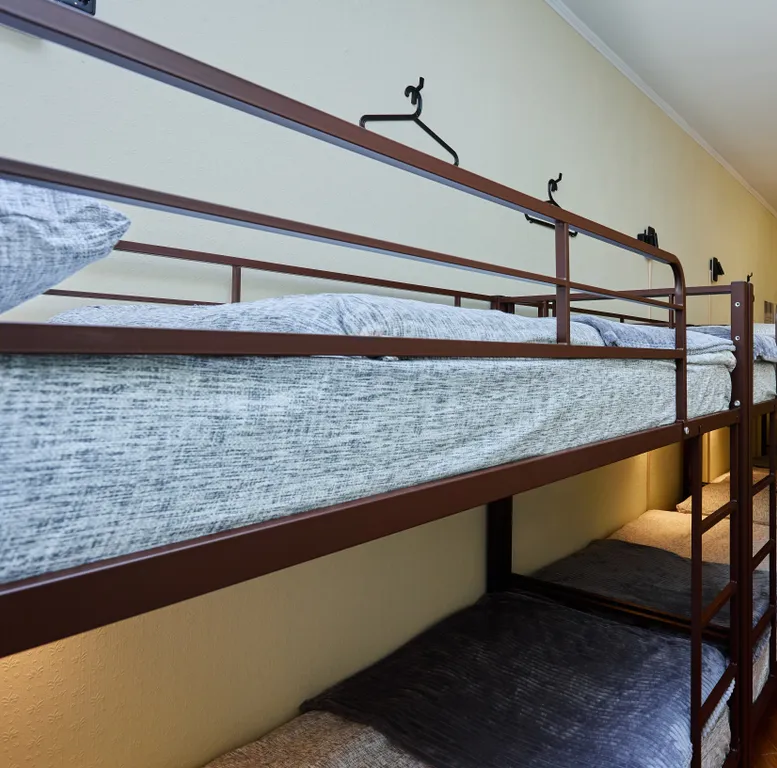 Спальное место в общем 4-х местном номере для ЖЕНЩИН