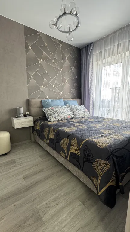 Уютная видовая современная квартира