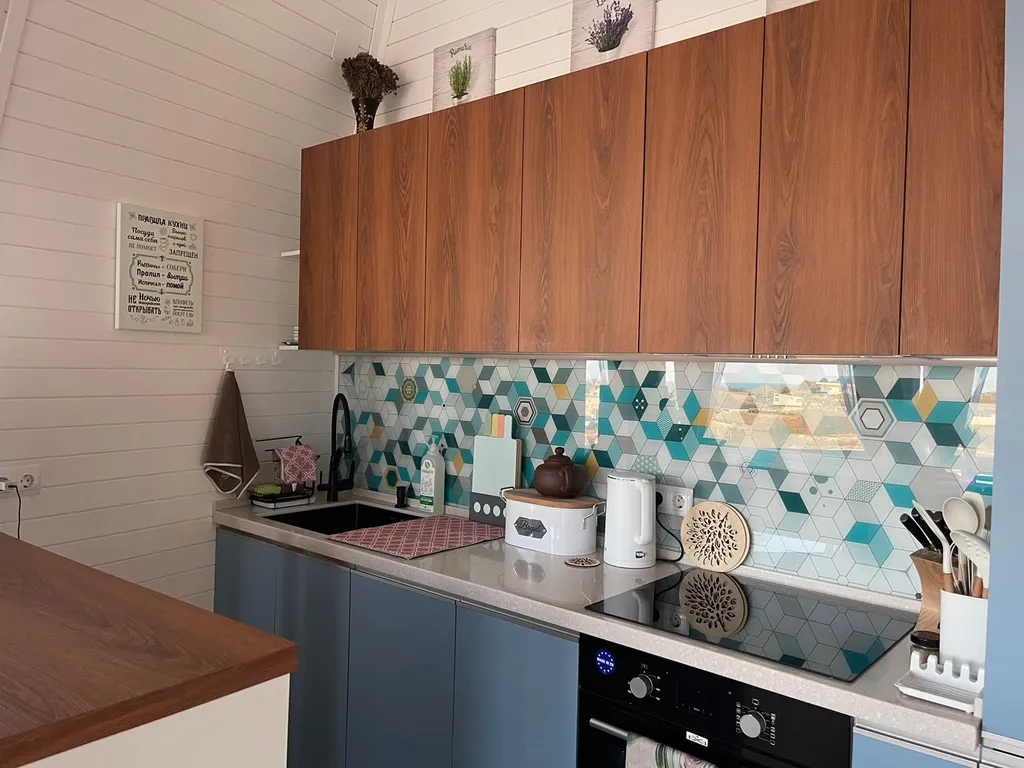 Купольный дом с видом на горы и море