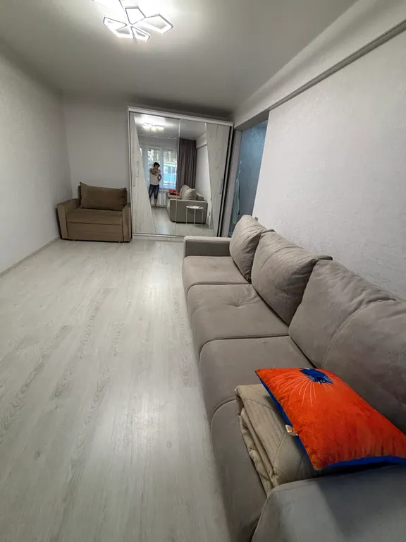 Квартира рядом с Александровской больницей