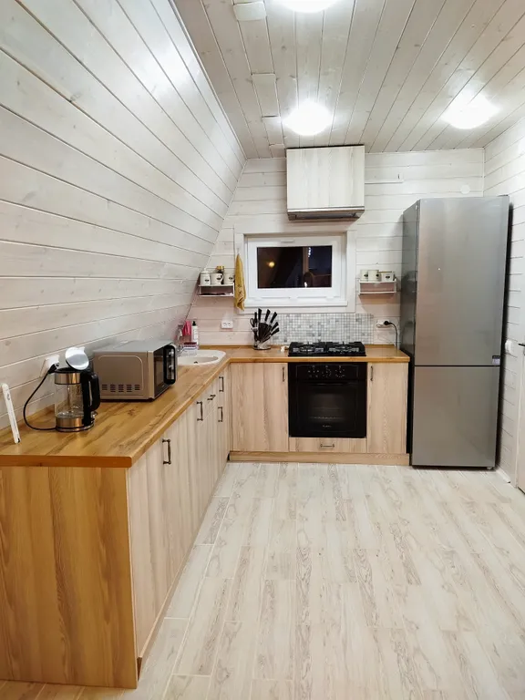 Уютный, вместительный А-фрейм с видом на горы