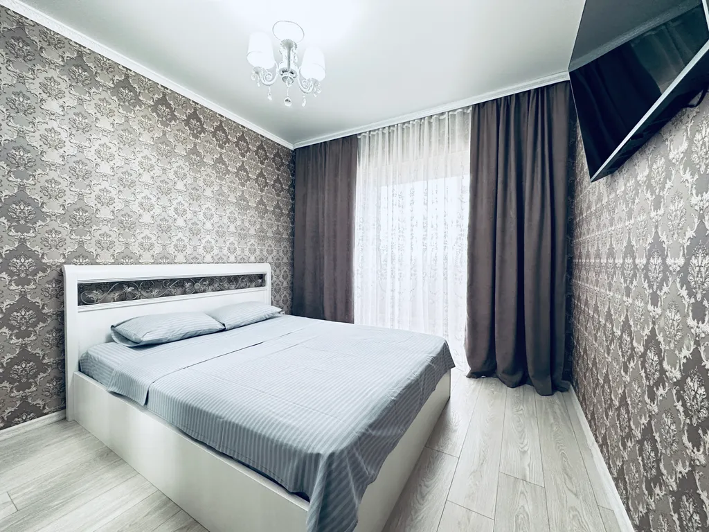 Красивая квартира с хорошим ремонтом и всеми удобствами — аренда посуточно в Сургут