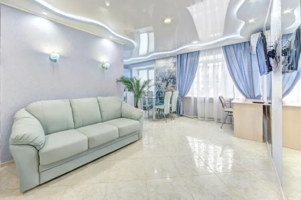 Евро двушка с джакузи в тихом центре