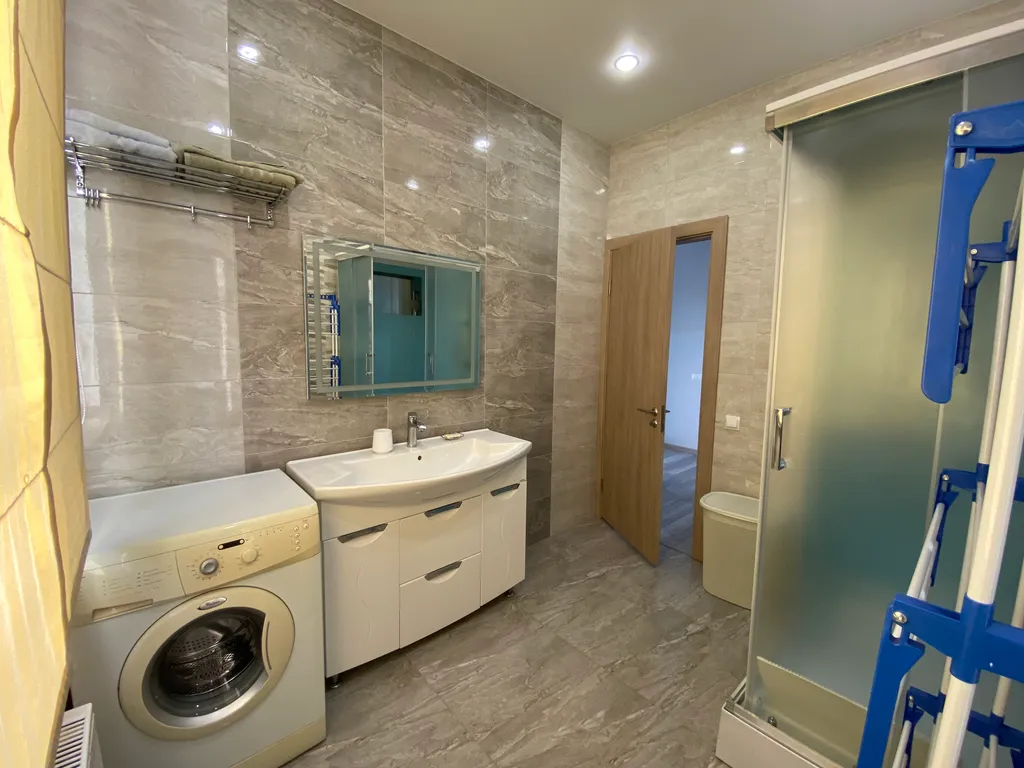 Двухэтажный 3-х комн. дом 150 кв.м. на участке 9 сот.