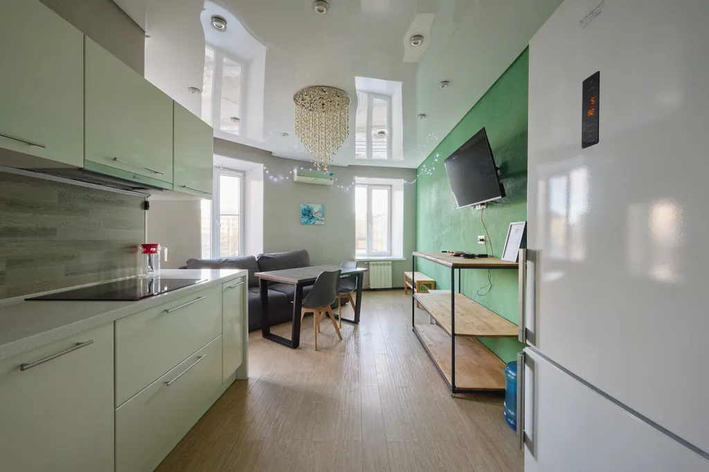 7-местные апартаменты с паркингом, напротив ТЦ