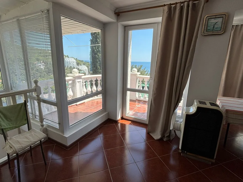 Апартамент в двух уровнях с террасой