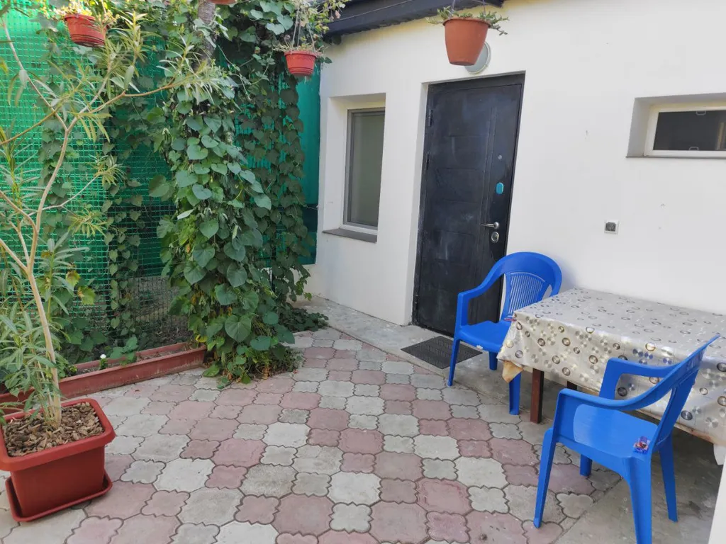 Уютный и комфортный домик возле Лазурной набережной