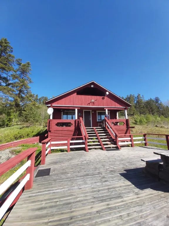 На Ладоге Брусничный