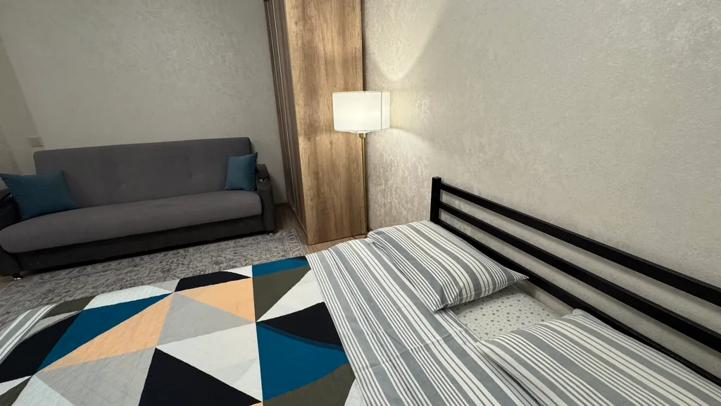 Квартира около вокзала и метро Грушевка