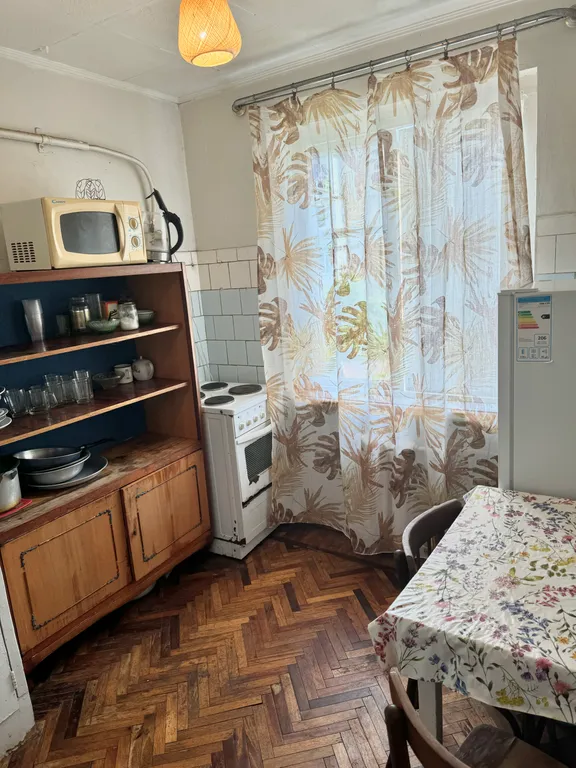 Квартира 2-комнатная Квартира — Пицунда