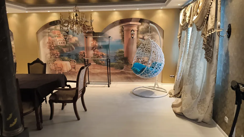 Уютный дом с бассейном, сауной и камином