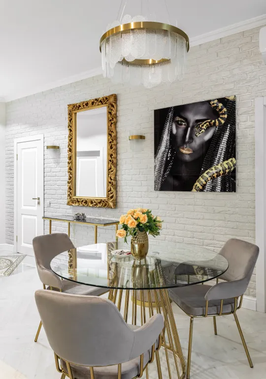 Золотая бухта с видом на реку