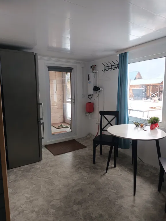 Домик среди гор