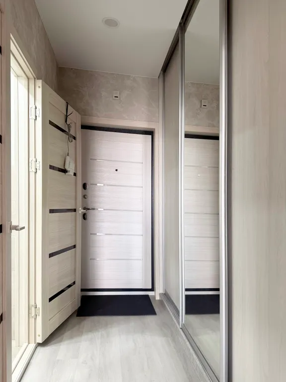 Студия со свежим ремонтом и фантастическим видом