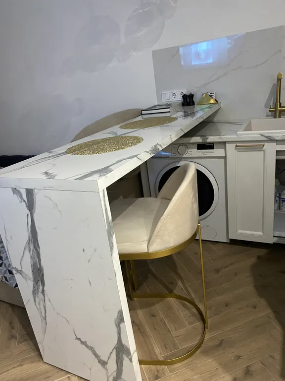 Новая квартира-студия, с дизайнерским ремонтом, есть всё для проживания