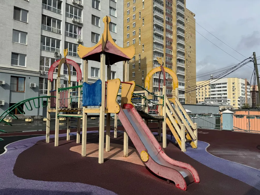 Студия посуточно у метро Чкаловская