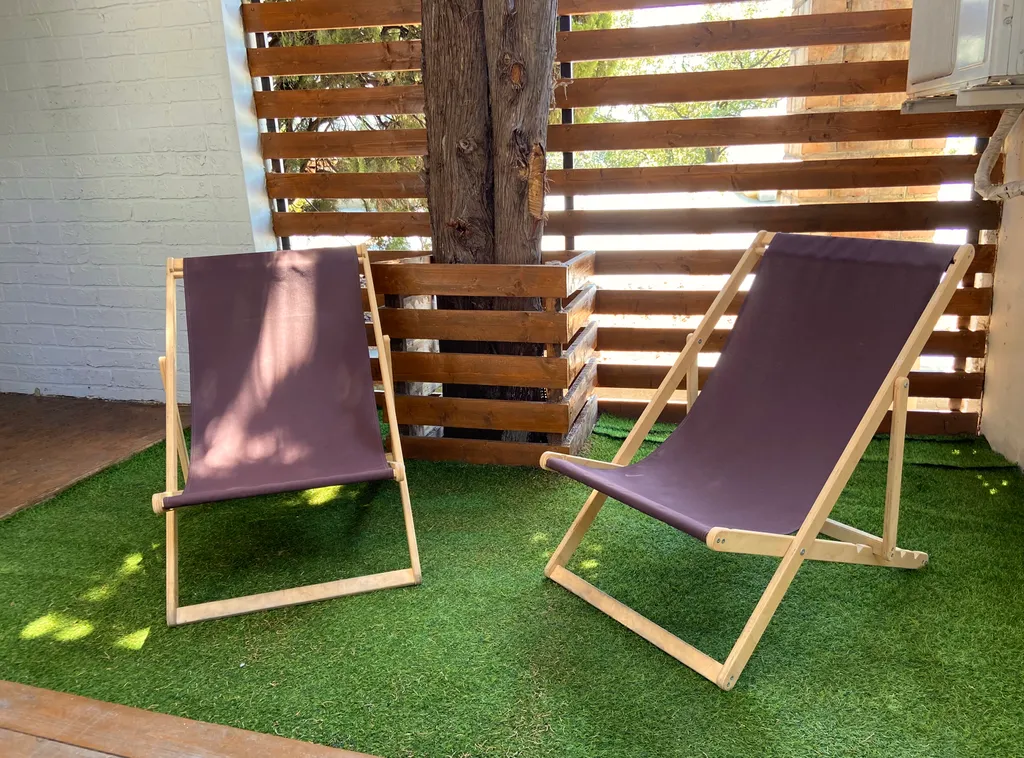 Светлая студия с двориком и парковкой