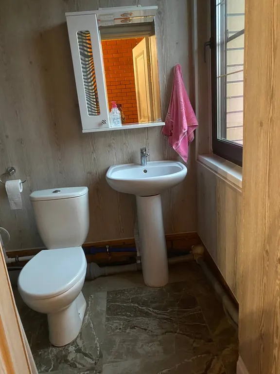 Просторный коттедж в тихом месте