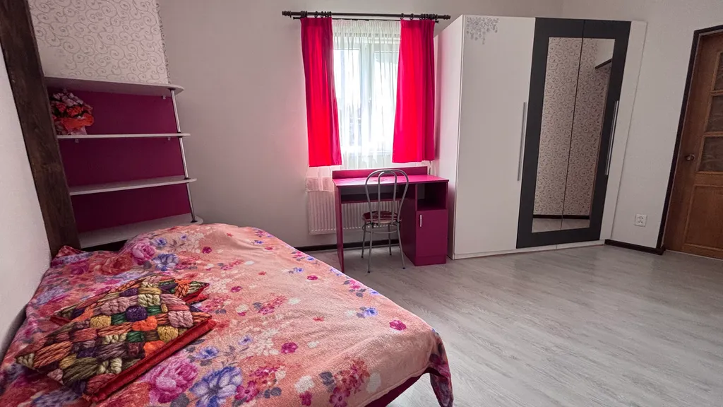 Уютная квартира в центре города у побережья