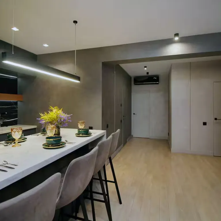 Стильная квартира у Арбата с панорамным видом на горы